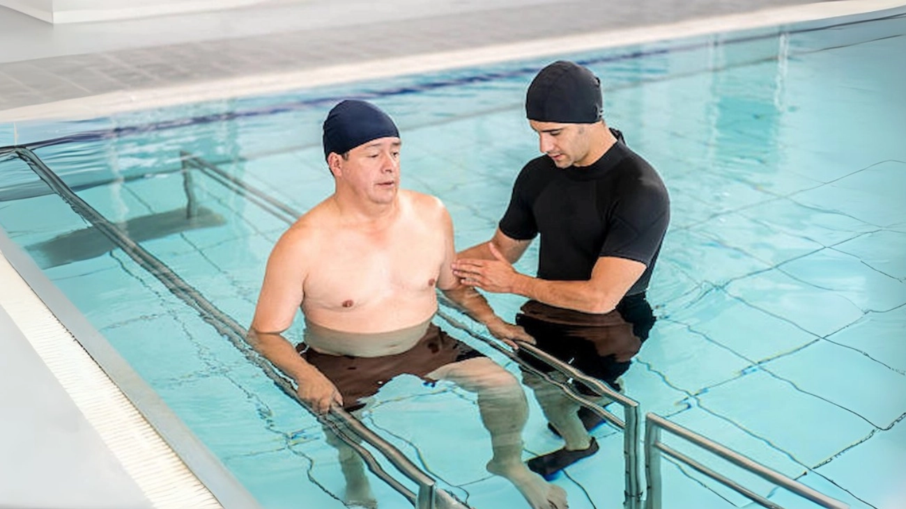 Hydrotherapy session at ATOS Medical Center