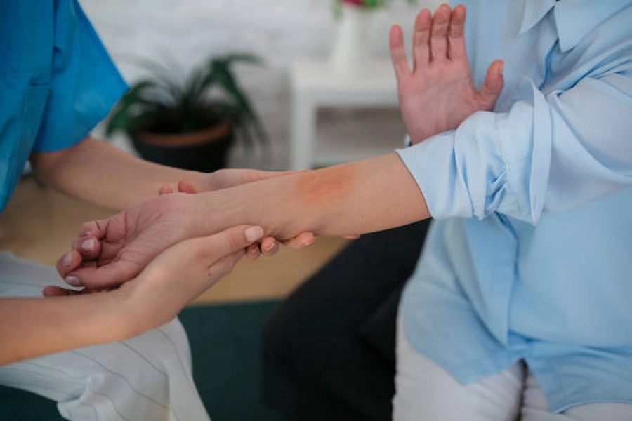 Patient receiving itchy skin treatment guidance.