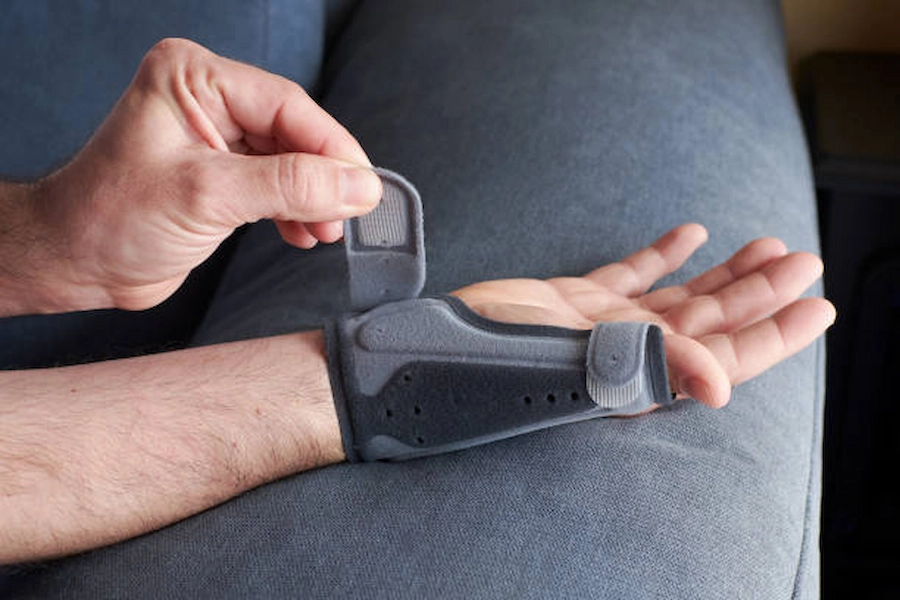 Comprehensive Tendonitis Relief Solutions at ATOS