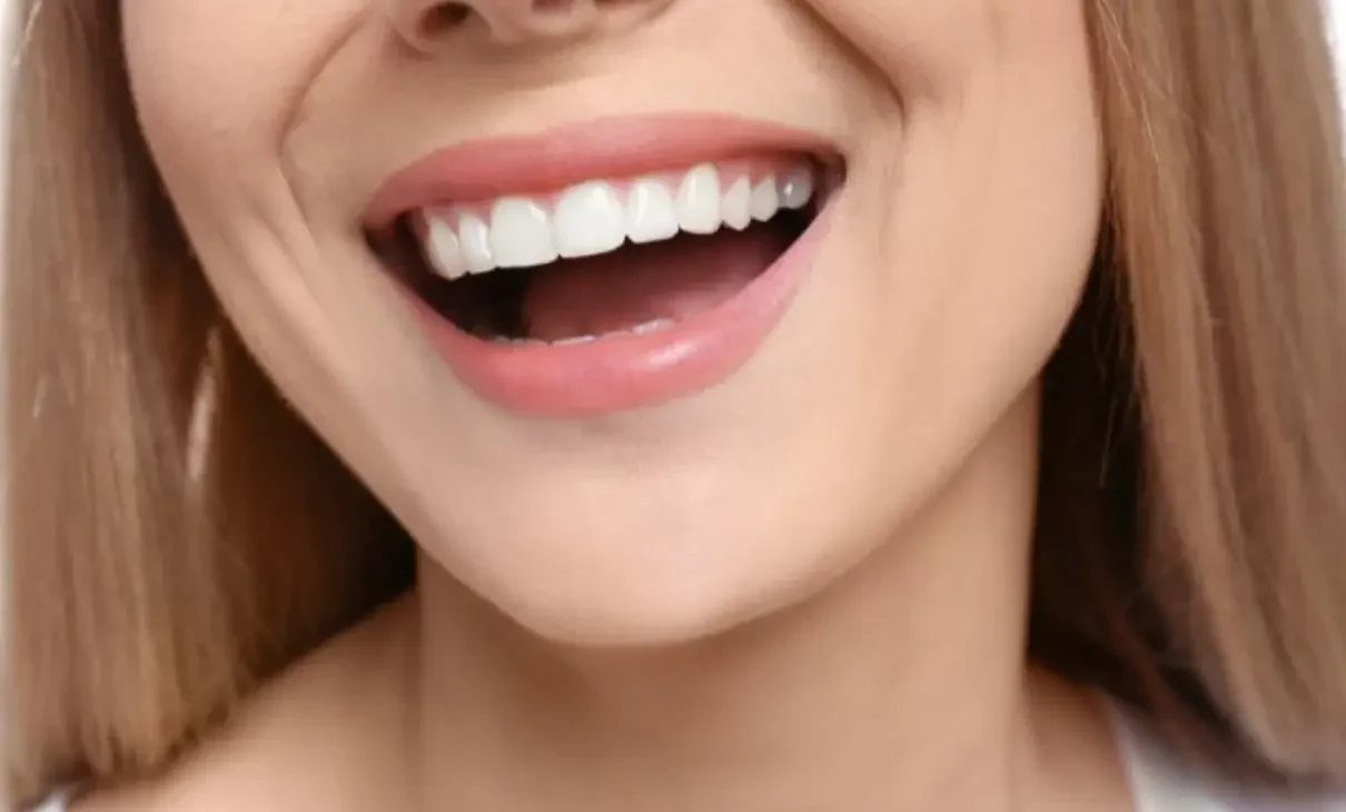 تركيبات الزيركون لابتسامة صحية وجميلة