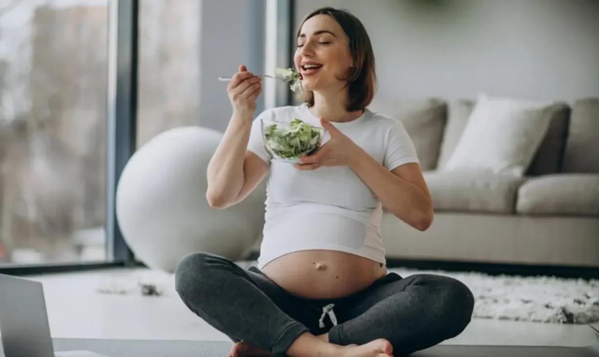 دايت للحوامل: nutritious meal plan for mothers